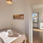 1 Bedroom Stunning In Varazze