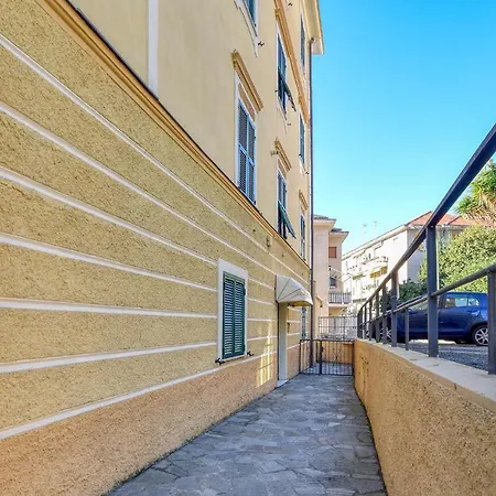 1 Bedroom Stunning In *