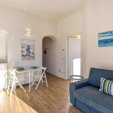 Pet Friendly In Apartmán Varazze