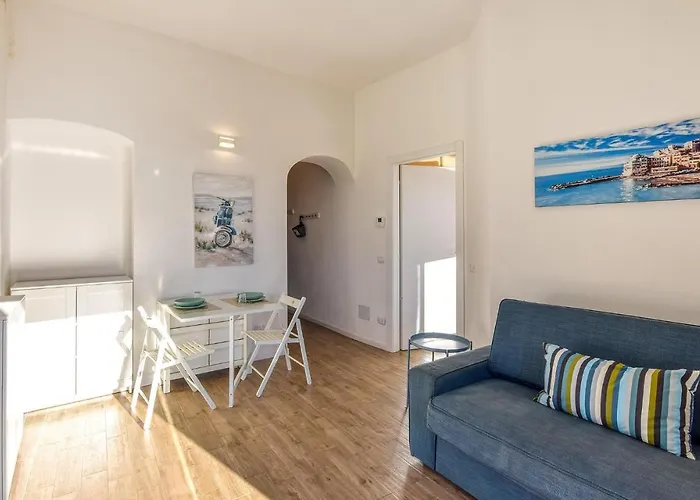 Pet Friendly In Lägenhet Varazze